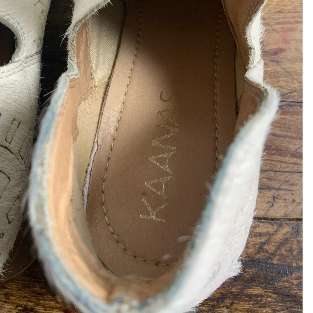 Kaanas Ivory Ankle Boots with Brown Detailing - Picture 5 of 7